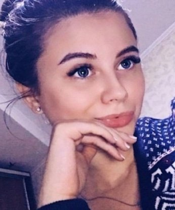 Вы мечтали о встрече с настоящей эксперткой, и я здесь, чтобы сделать вашу фантазию реальностью. Мои услуги уникальны и настраивают на полное удовлетворение. Я открыта для экспериментов и готова исполнить все ваши сокровенные желания. Фото, предоставленные здесь, подтверждают мою естественную красоту. Возможно, вы хотите узнать о том, что говорят другие о нашей встрече? Зайдите на мой профиль, и вы увидите множество положительных отзывов от довольных клиентов. Жду вас в Москве для незабываемого вечера. 💋 Чеслава